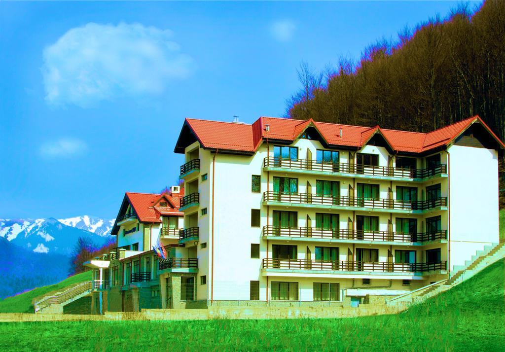 Hotel Floris Cheia  Exterior photo
